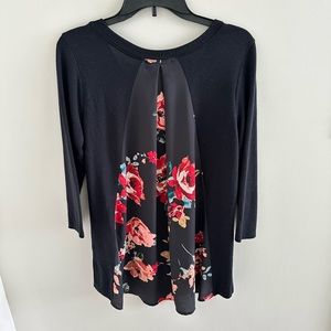 Le Lis black sweater with floral back